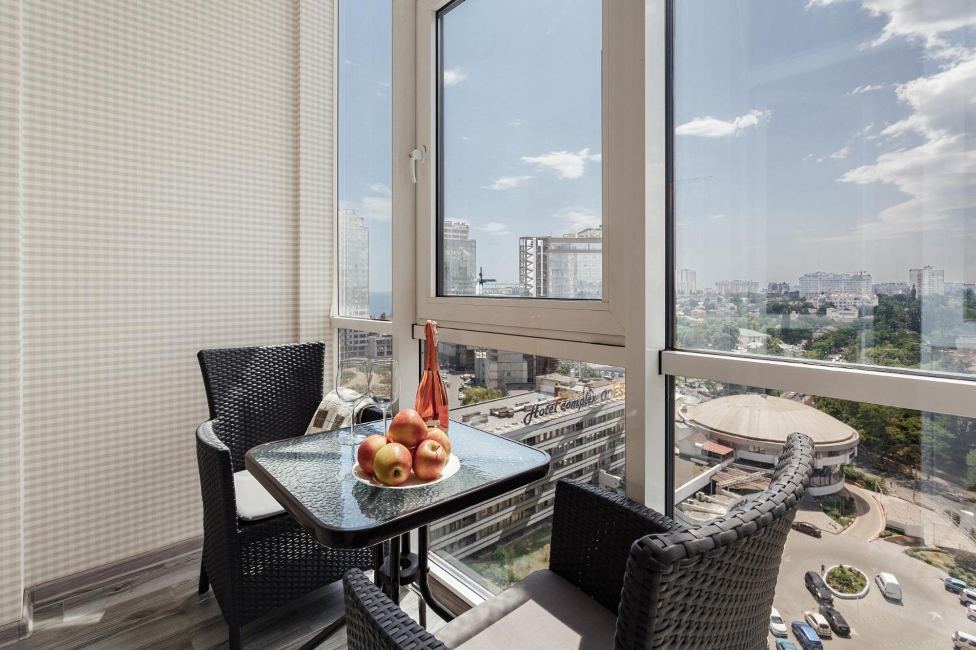 Plaza Arcadia Apartments Одеса Стая снимка